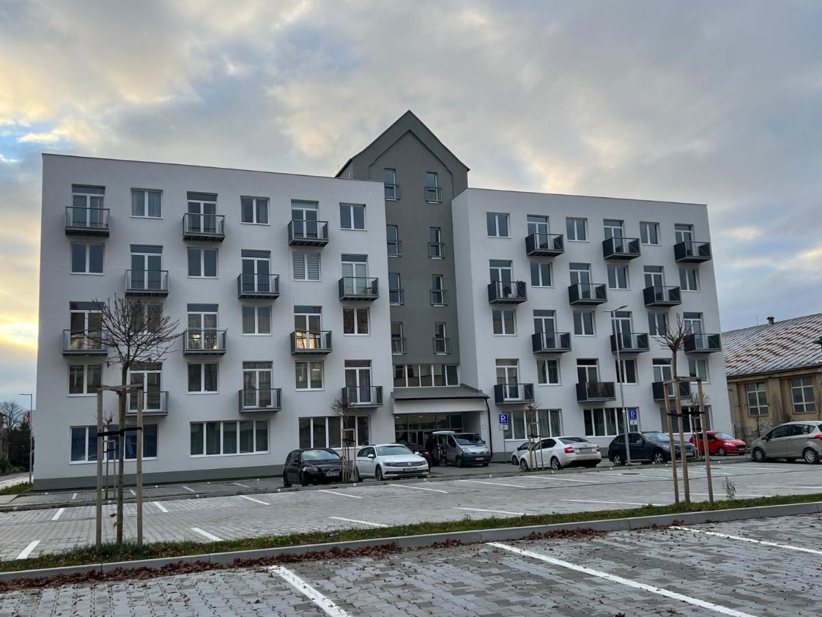 Apartman Liptov Np14 Liptovský Mikuláš エクステリア 写真